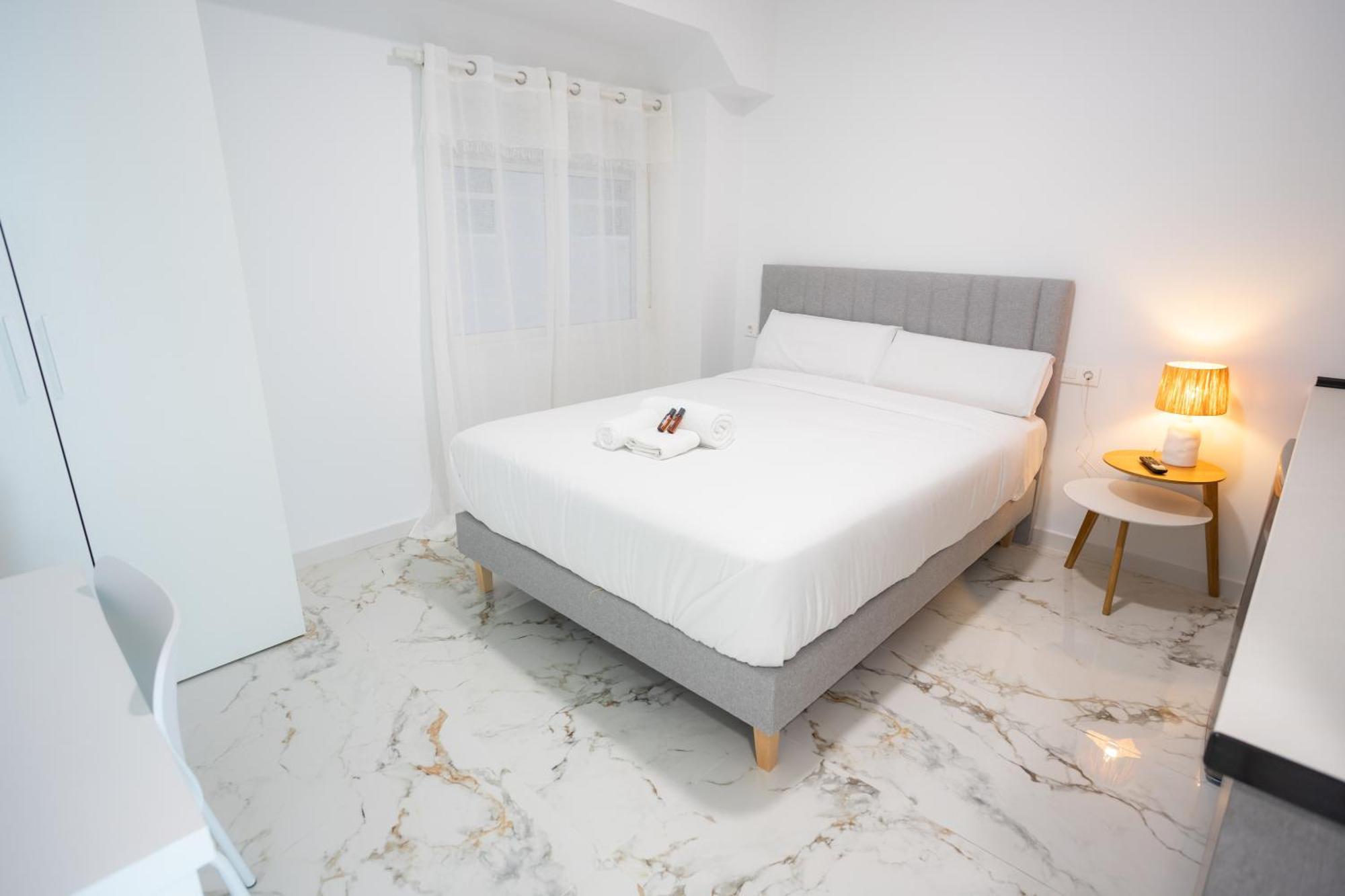 L&G Apartments Bahia Suite Alicante Ngoại thất bức ảnh
