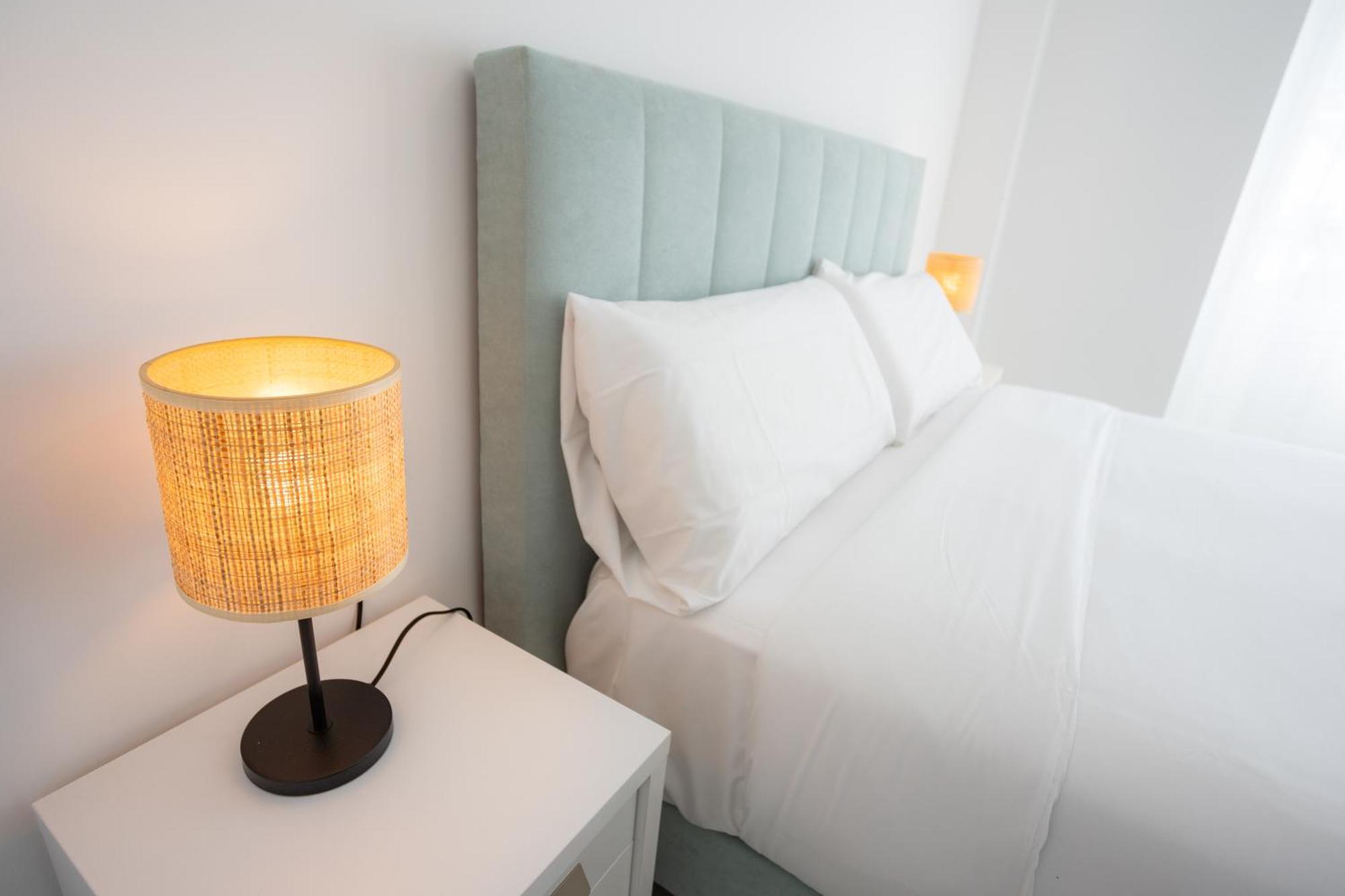 L&G Apartments Bahia Suite Alicante Ngoại thất bức ảnh