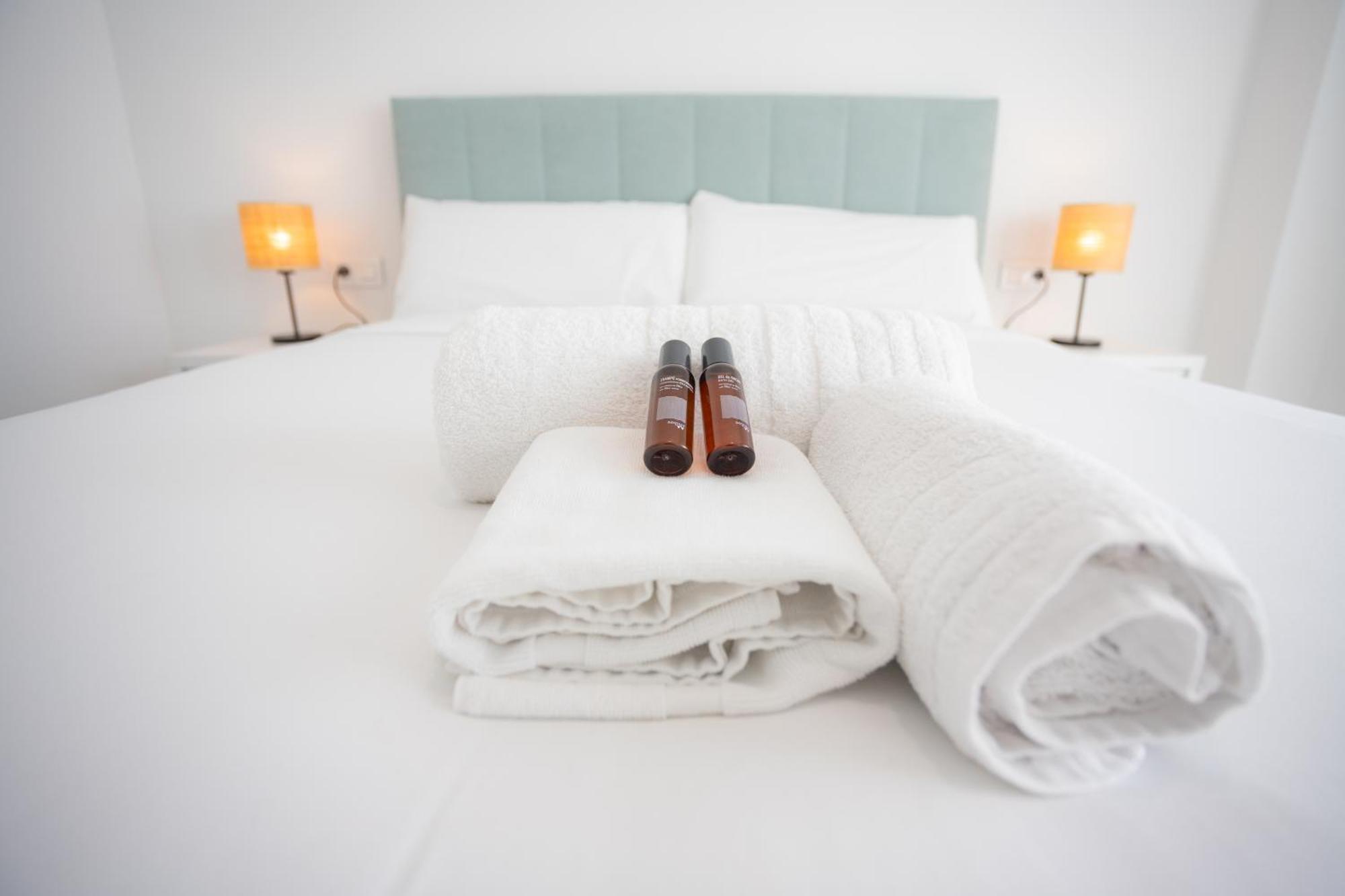 L&G Apartments Bahia Suite Alicante Ngoại thất bức ảnh