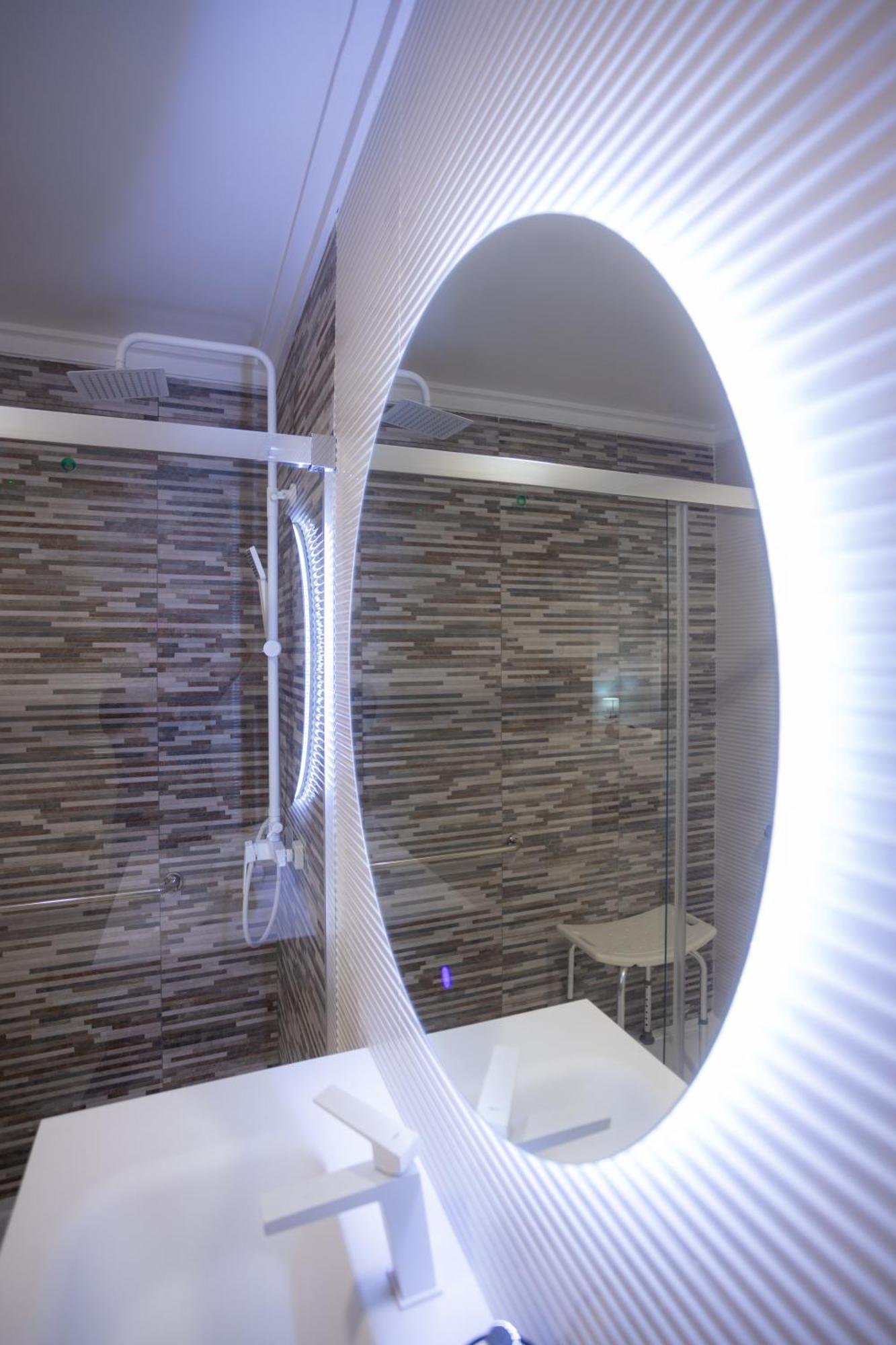 L&G Apartments Bahia Suite Alicante Ngoại thất bức ảnh